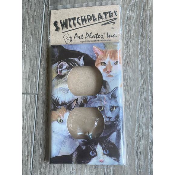 2 Cat Kitten Feline Art Deco Switchplates Handcrafted Made in the USA - Picture 3 of 6